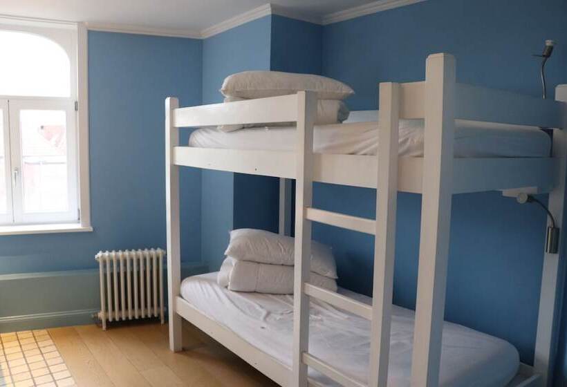 Hostel Lybeer