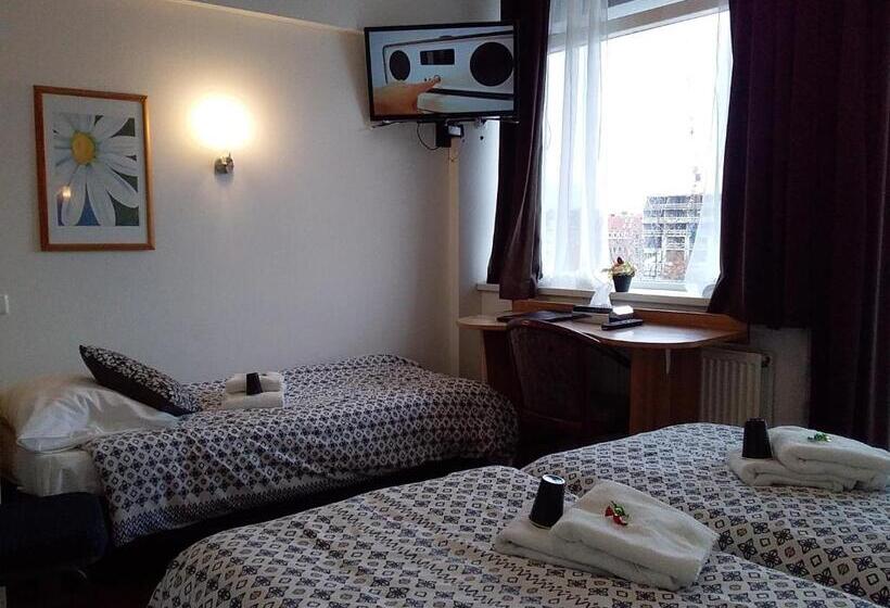 هتل Baan