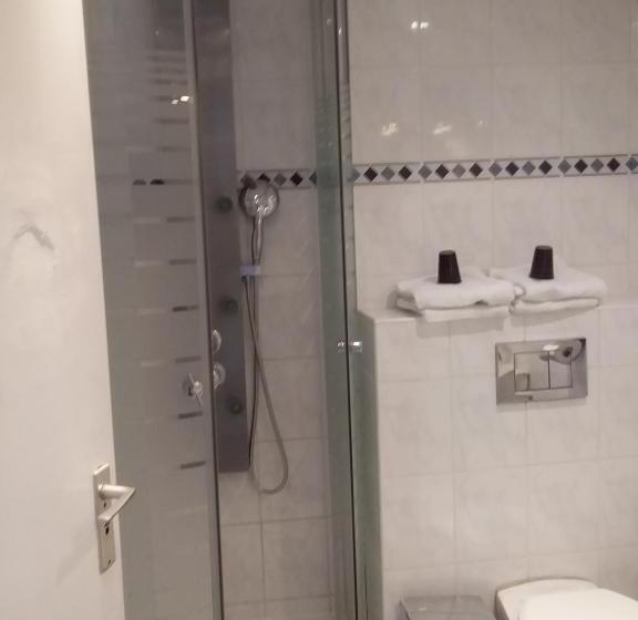 هتل Baan