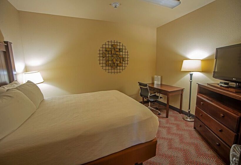 Hotel Best Western Plus Cimarron  And Suites