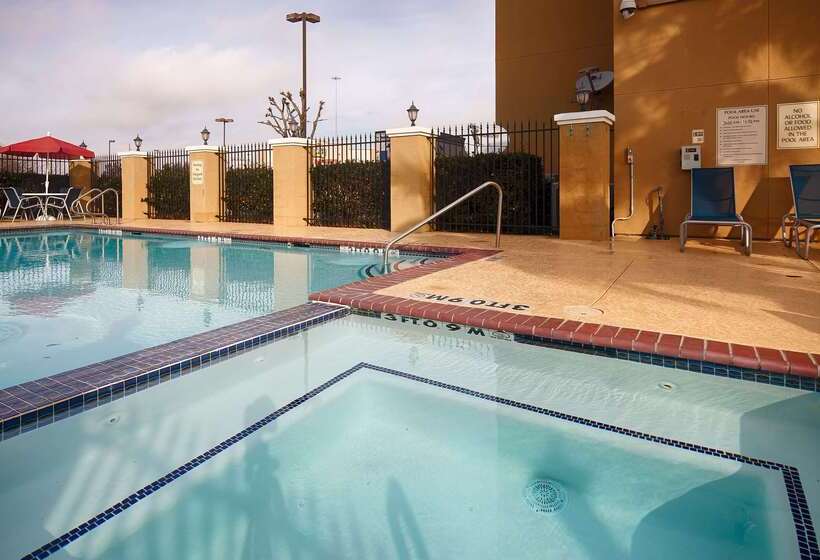 هتل Best Western Plus Katy Inn And Suites