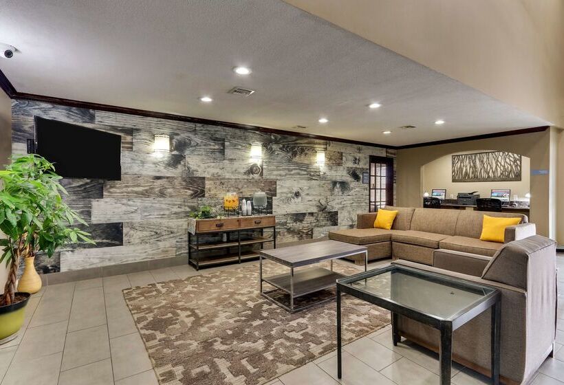 هتل Best Western Plus University Inn & Suites