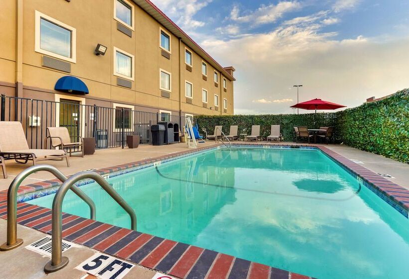 هتل Best Western Plus University Inn & Suites