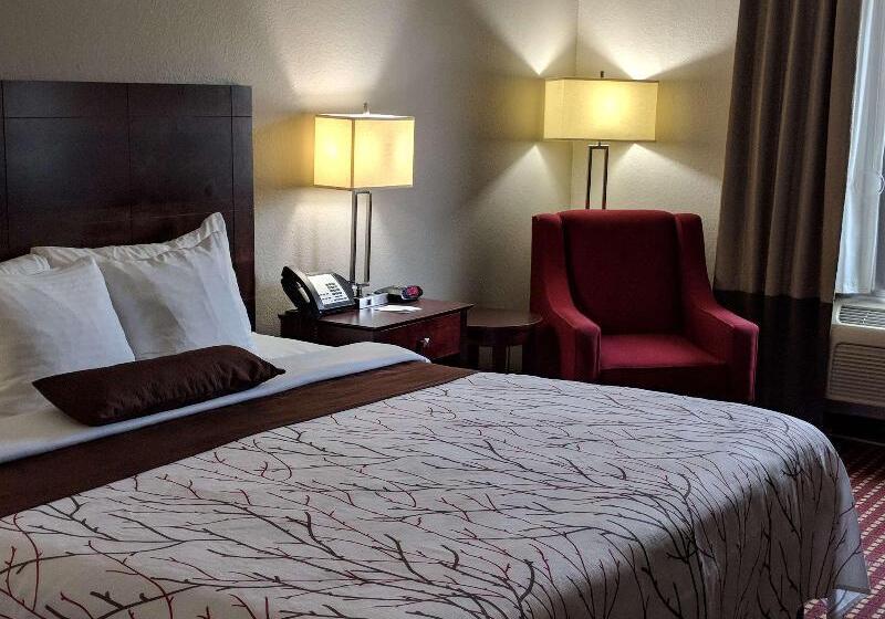 هتل Best Western Plus University Inn & Suites