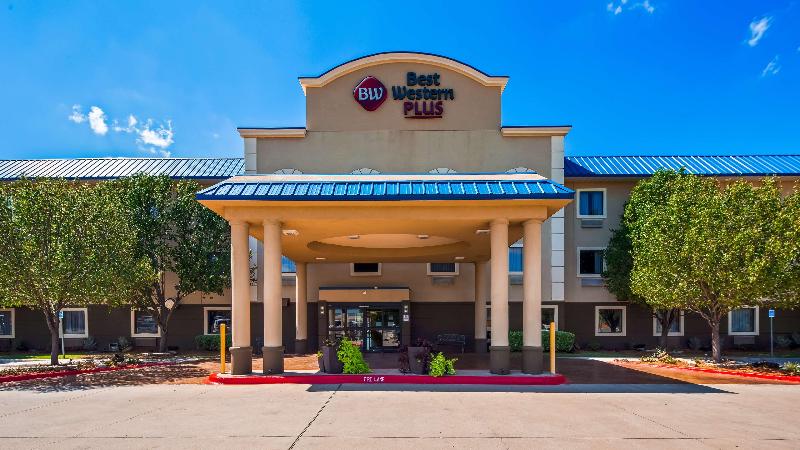 هتل Best Western Plus University Inn & Suites
