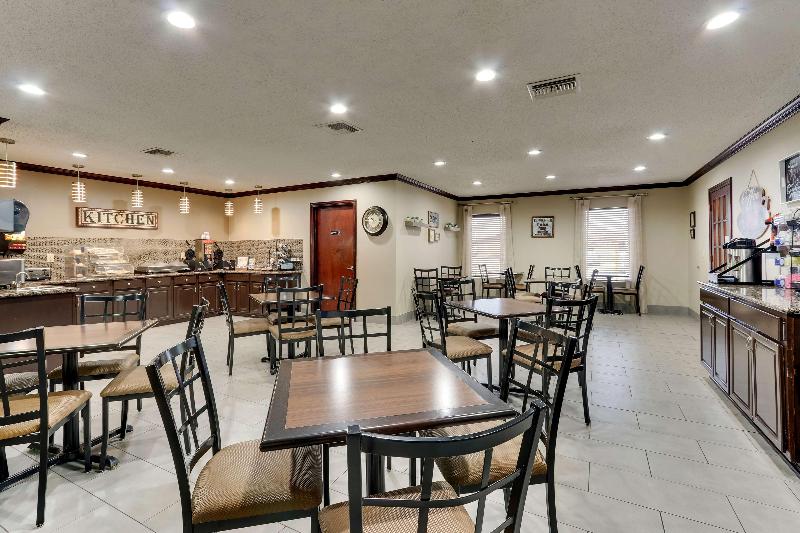 هتل Best Western Plus University Inn & Suites
