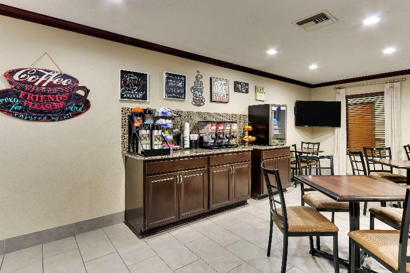 هتل Best Western Plus University Inn & Suites