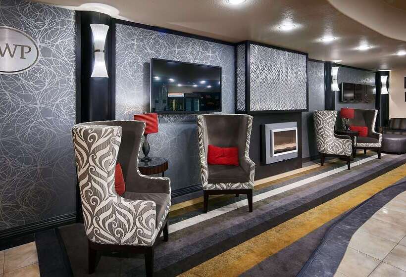 בית מלון כפרי Best Western Premier Crown Chase Inn & Suites