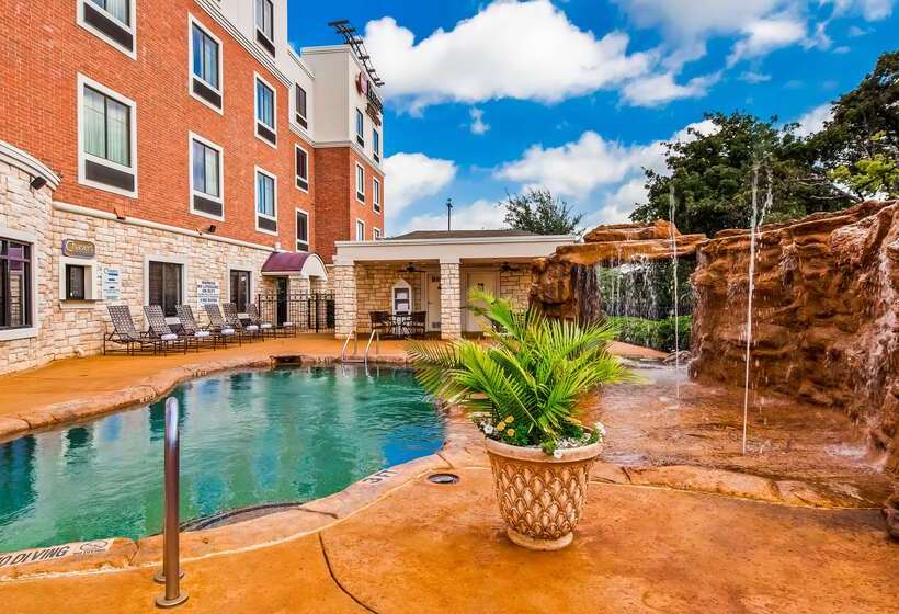 בית מלון כפרי Best Western Premier Crown Chase Inn & Suites