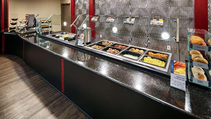 בית מלון כפרי Best Western Premier Crown Chase Inn & Suites