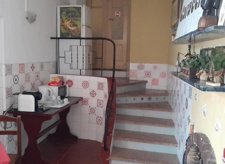 هتل Caravela
