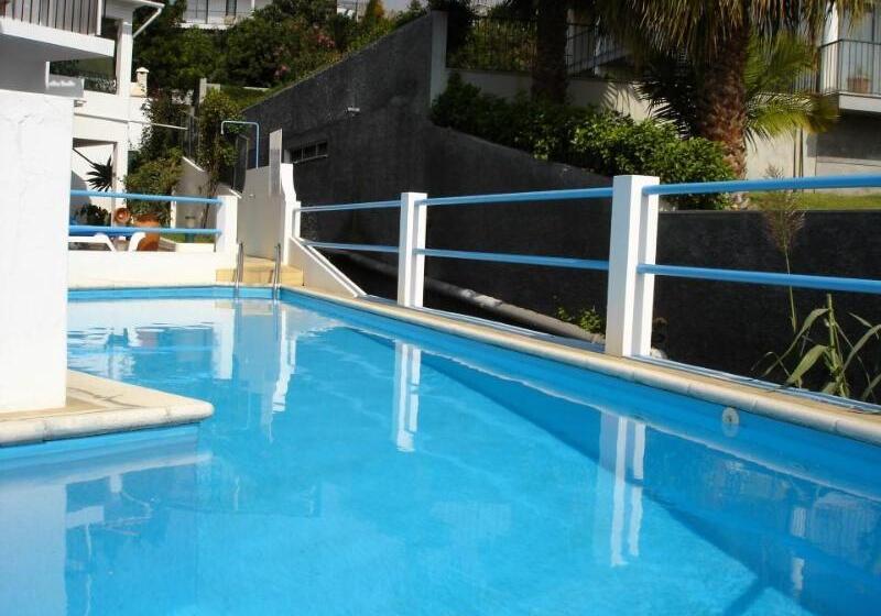 هتل Guesthouse Vila Lusitania