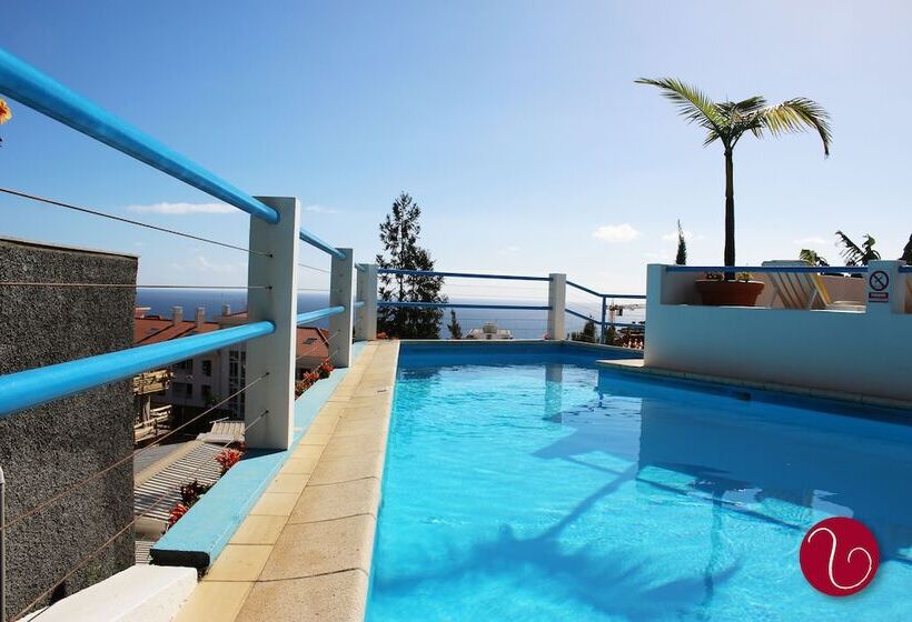 هتل Guesthouse Vila Lusitania
