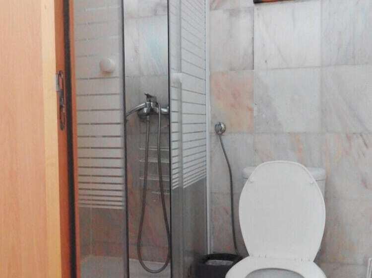 هتل Refuge In Santa Marta Hostel