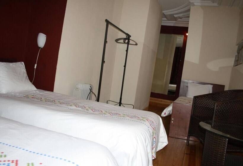 Fotos del hotel Residencia Pedra Antiga:  17