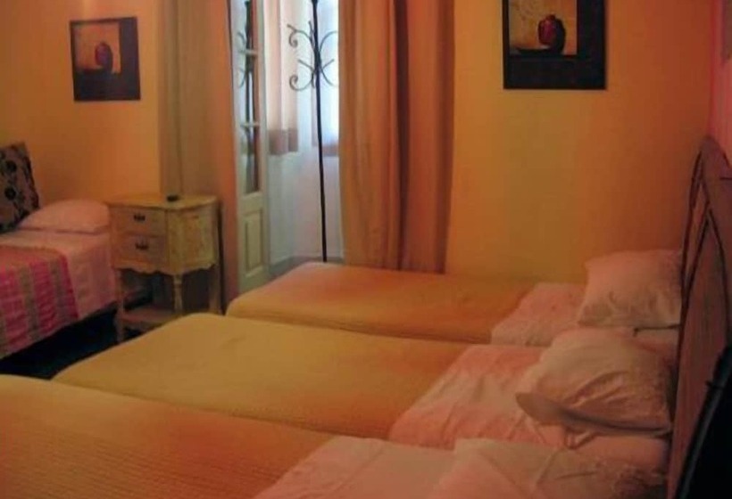 Fotos del hotel Residencia Pedra Antiga:  6