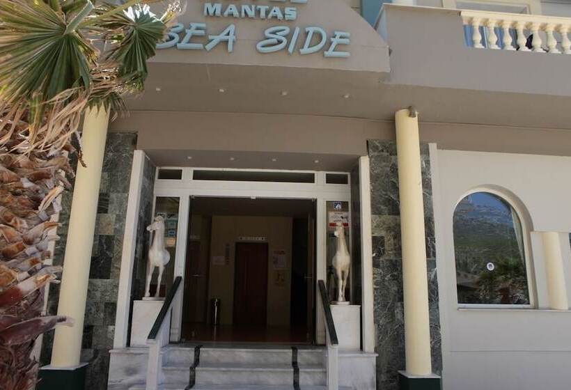 هتل Mantas Seaside Boutique
