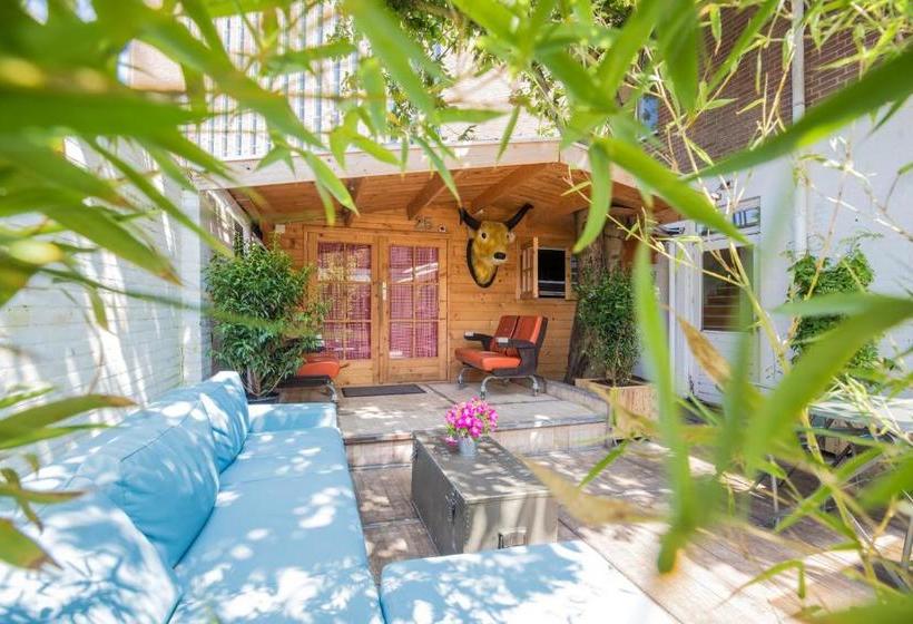 Jorplace Boutique Hostel