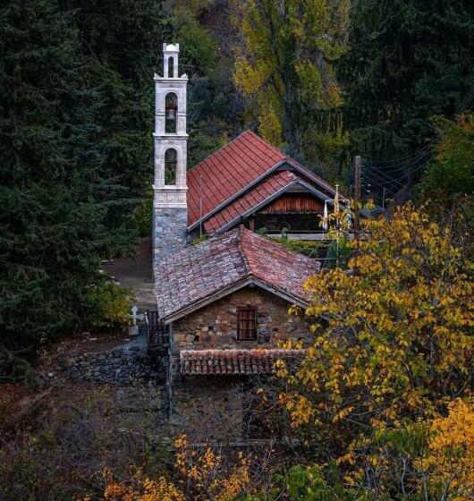 تختخواب و صبحانه Sophias Cottage