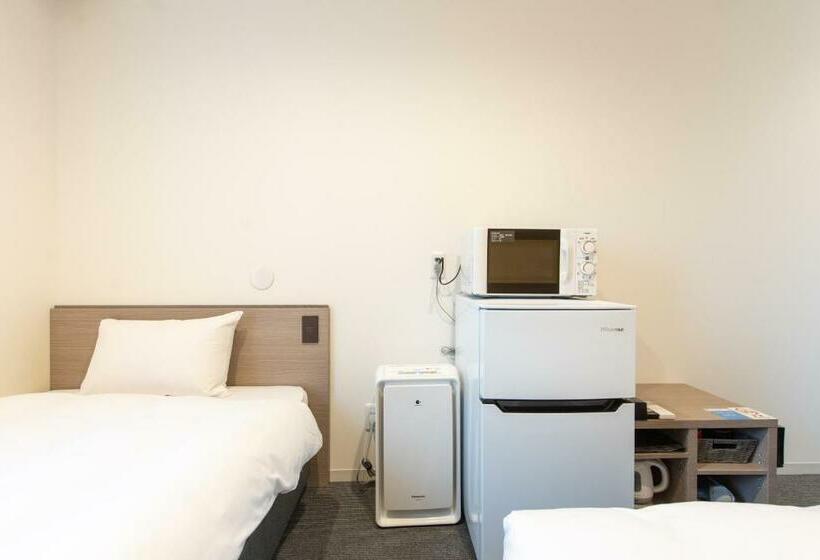 فندق R9 The Yard Uruma