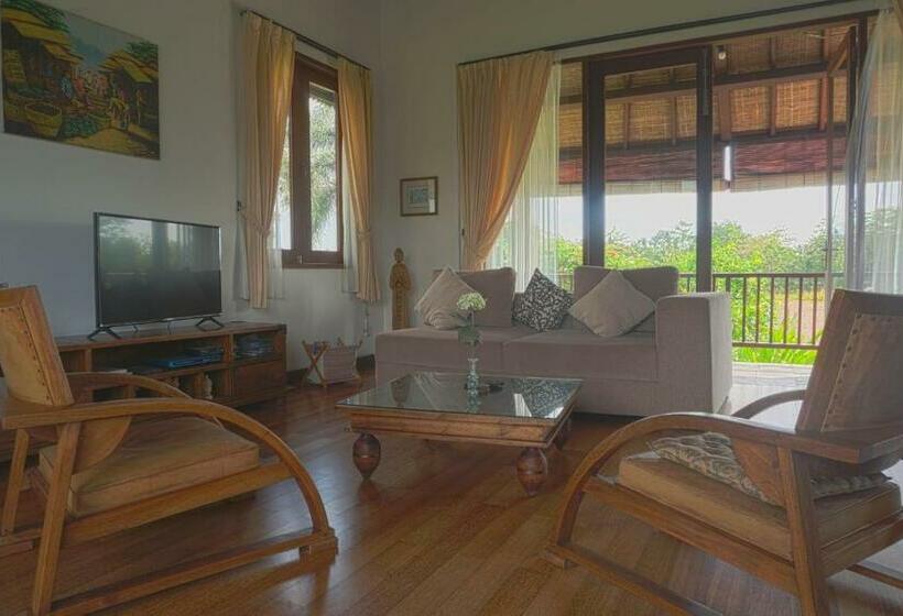 بنسيون Ganesha Villa Tabanan