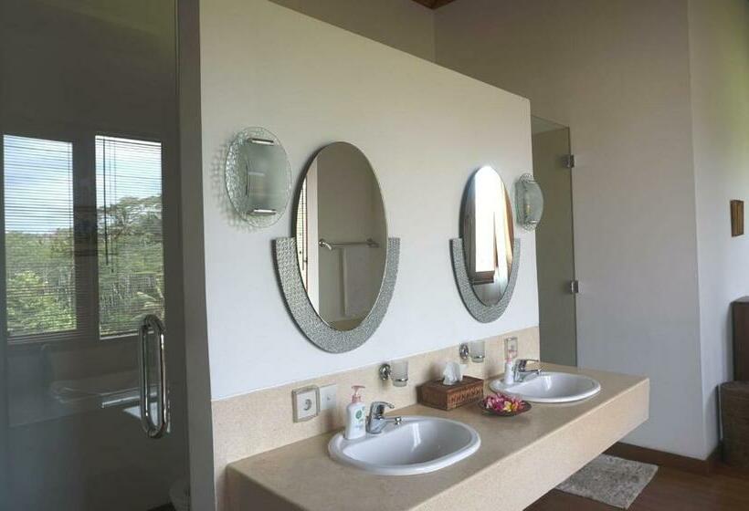 بنسيون Ganesha Villa Tabanan