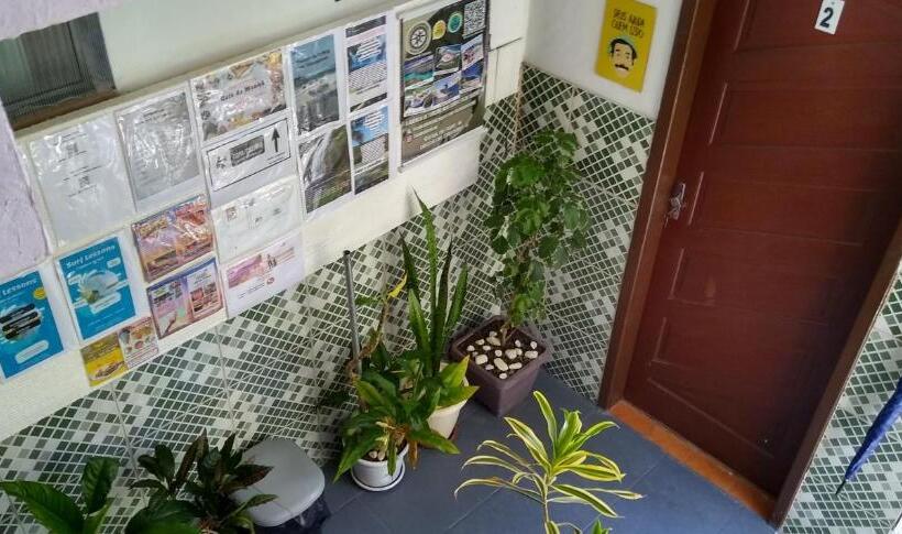 پانسیون Shark Tubarao Suites Central Area