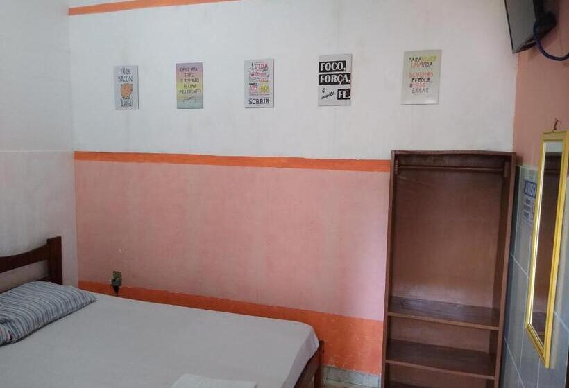 پانسیون Shark Tubarao Suites Central Area