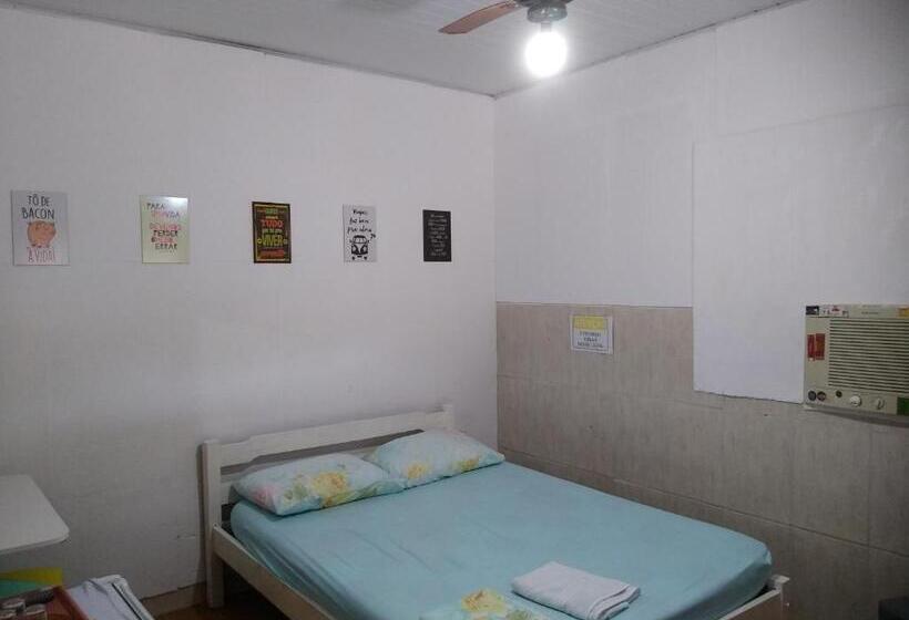 پانسیون Shark Tubarao Suites Central Area