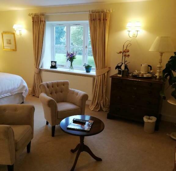 مبيت وإفطار Rusling House