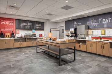 هتل Hampton Inn & Suites Huntsville Downtown