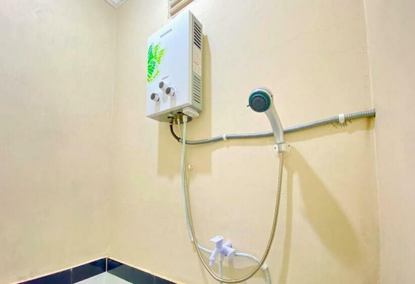 בית מלון כפרי Homestay Banteng Adventure Dieng Mitra Reddoorz