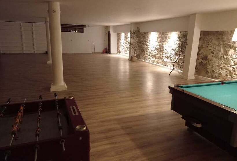 فندق Masia Ventanell Luxury Villa Near Barcelona