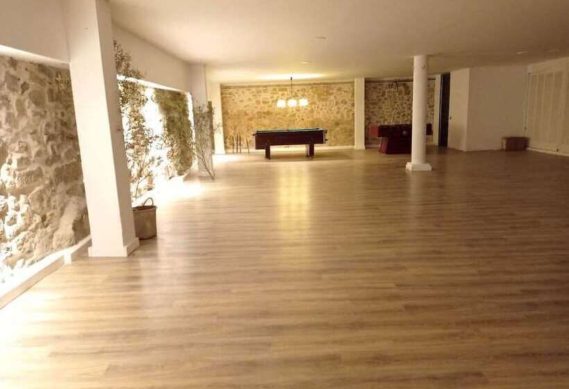 فندق Masia Ventanell Luxury Villa Near Barcelona