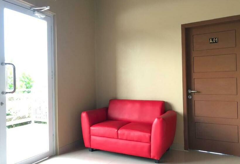 فندق Reddoorz Syariah @ Jalan Pangeran Antasari 4