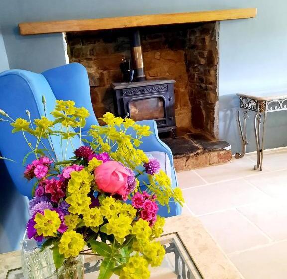 פנסיון Longstone Bed And Breakfast