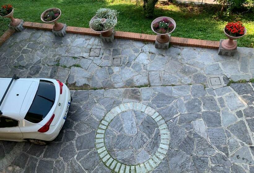 بنسيون Villa Dei Cedri