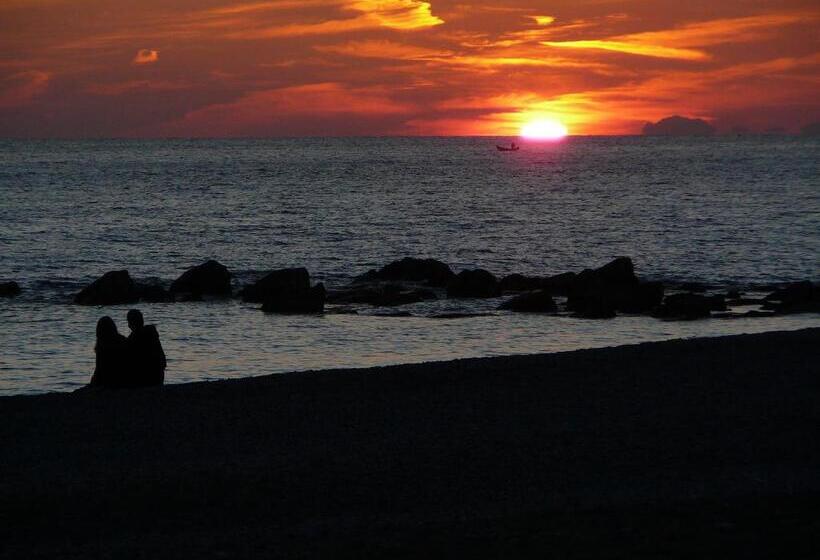 پانسیون L Approdo