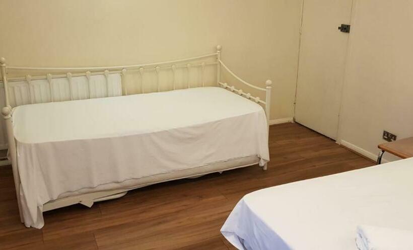 Studio Room At Brighton’s Heart
