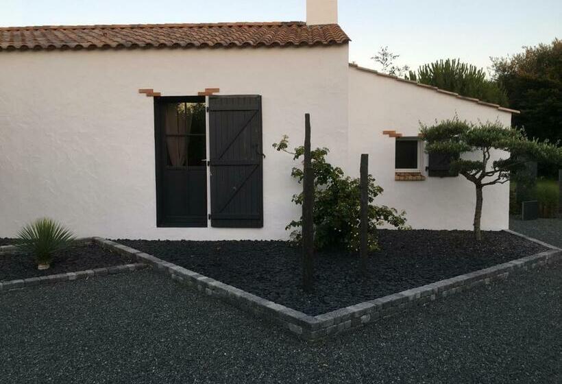 ベッドアンドブレックファースト Chambre D Hôtes Les Trois Châteaux