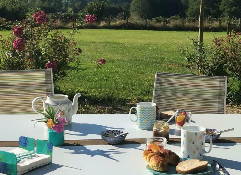 مبيت وإفطار Le Cottage Du Séquoia