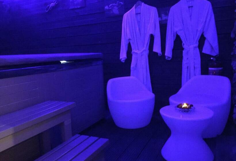 住宿加早餐  Jacuzzi Privé Chambre Et Table D Hotes
