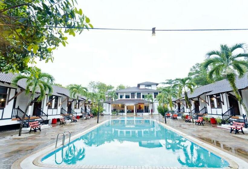 فندق Lisnaree Beach Resort