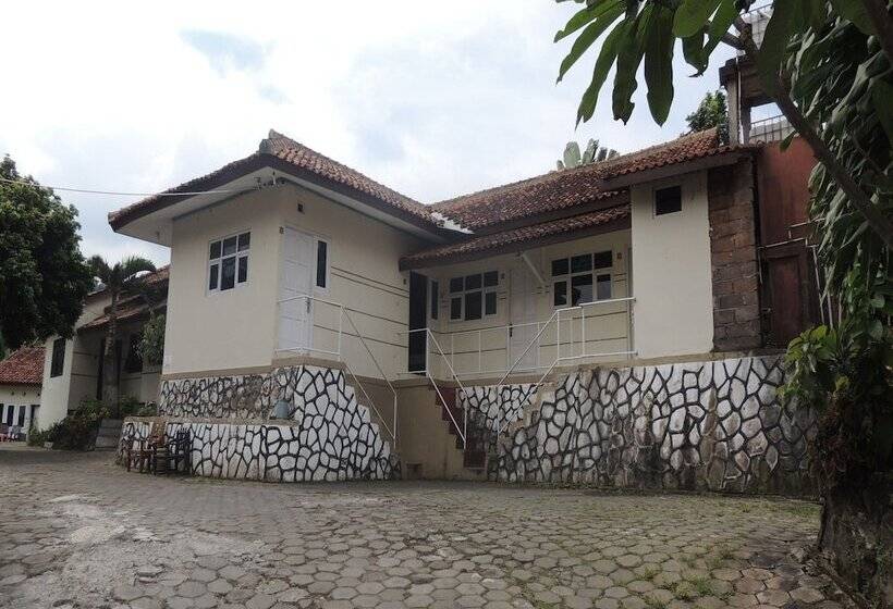 בית מלון כפרי Yonanda