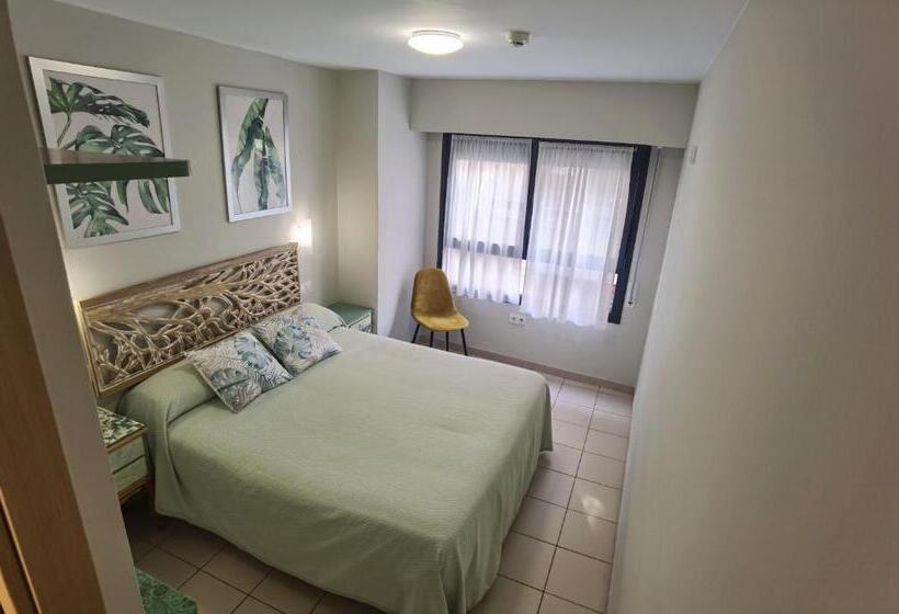 بنسيون Hostal Rigau