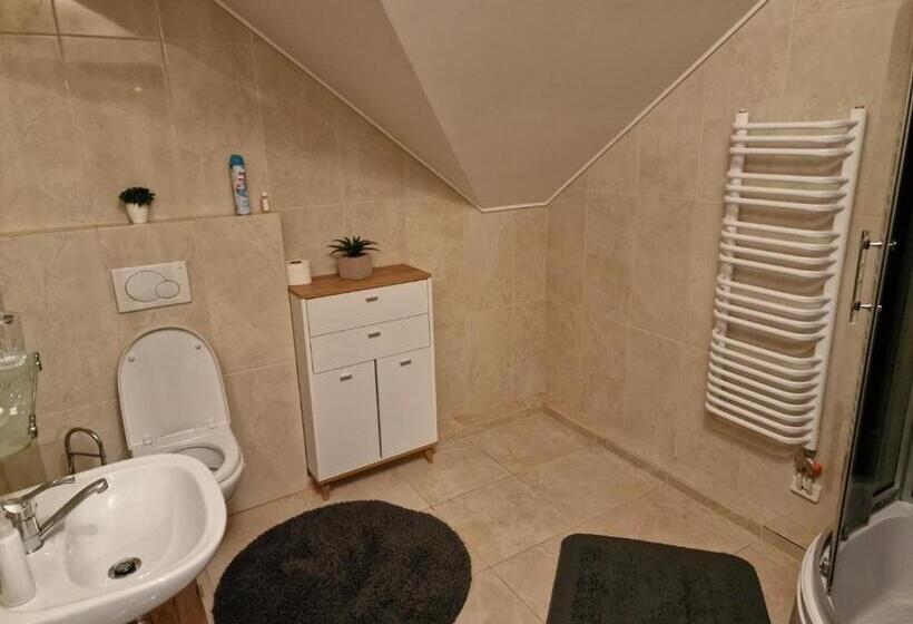 پانسیون Villa Florencia