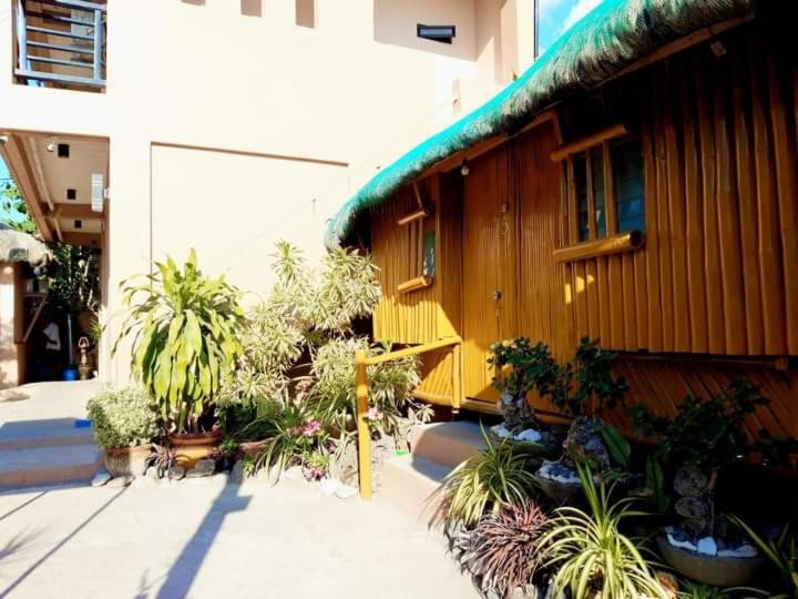 تختخواب و صبحانه Cristina Beachfront Cottages