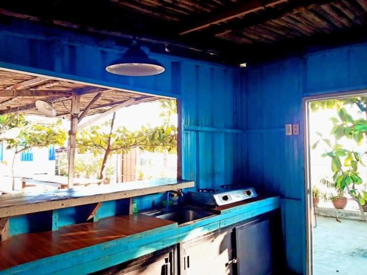 تختخواب و صبحانه Cristina Beachfront Cottages
