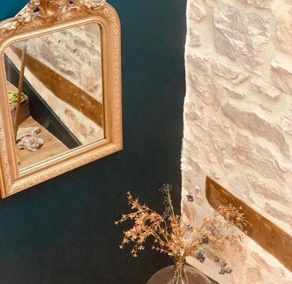 تختخواب و صبحانه O Deux Cèdres