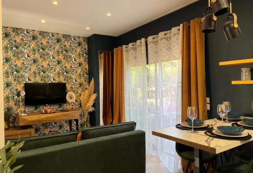 تختخواب و صبحانه O Deux Cèdres